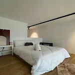 Cozy Fall Suite At Est Bangsar With Garden Scenery